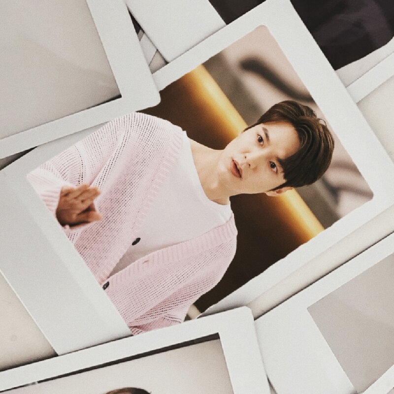 30/50PC Korean Idol Lee Minho  - Korean Lifestyle Magazine 评论和价格